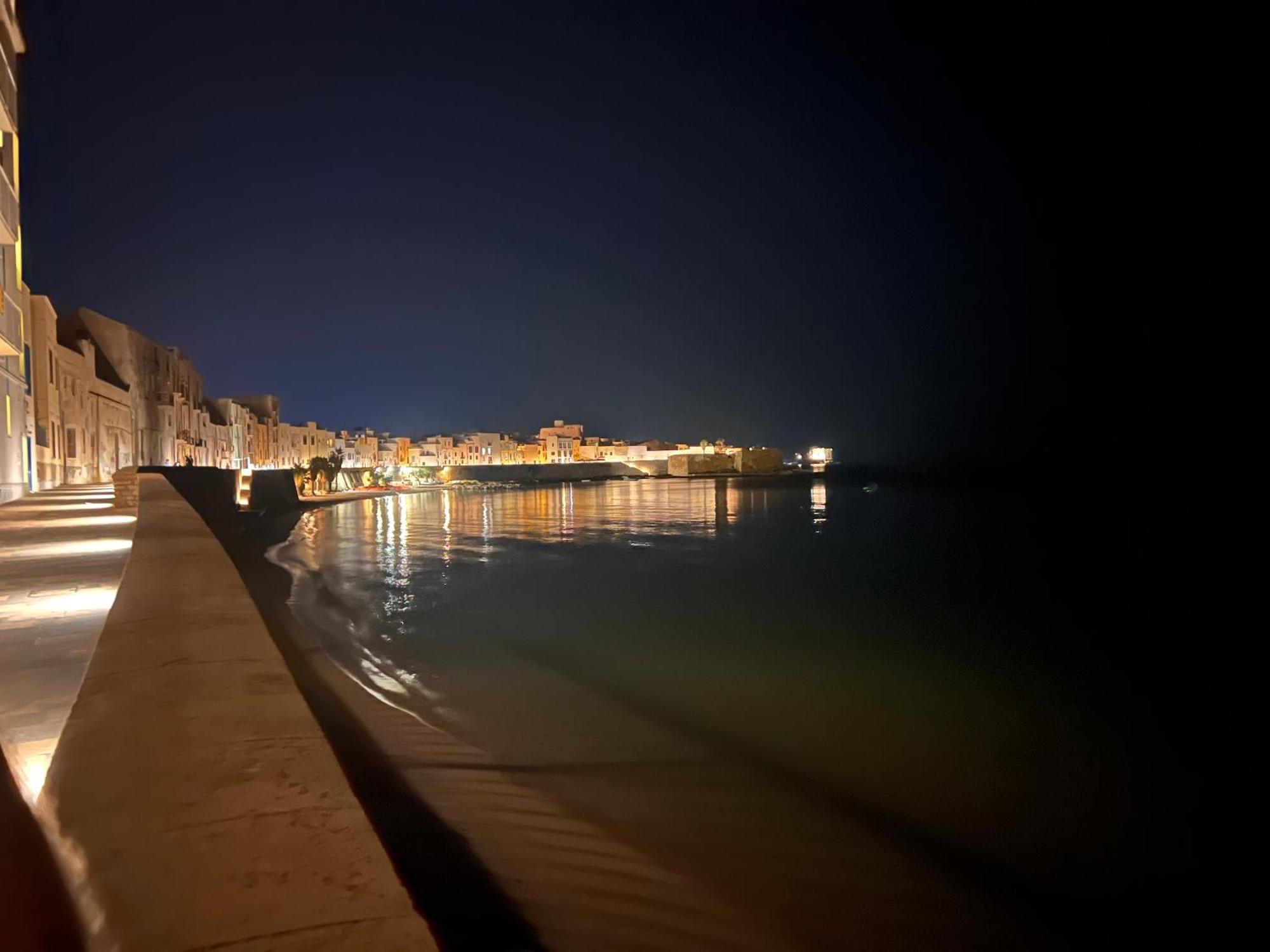 Attico Vista Mare Trapani Apartman Kültér fotó